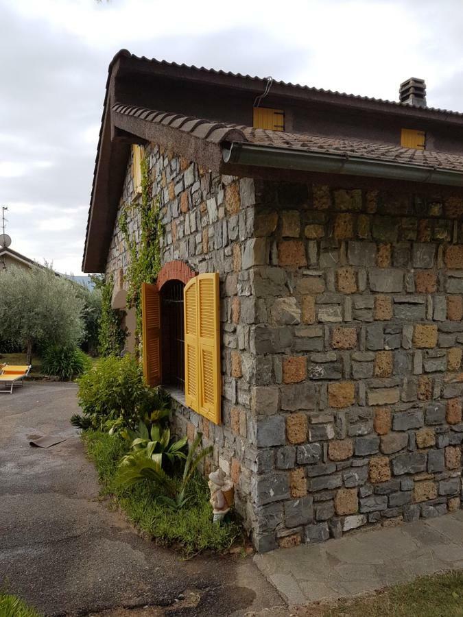 Villa Fior Di Lavanda Cisano sul Neva 外观 照片